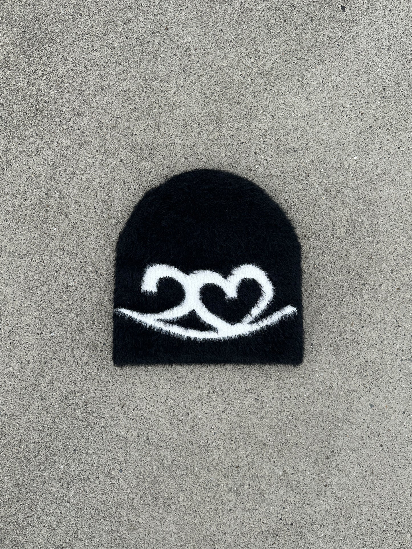 BEANIE MOHAIR