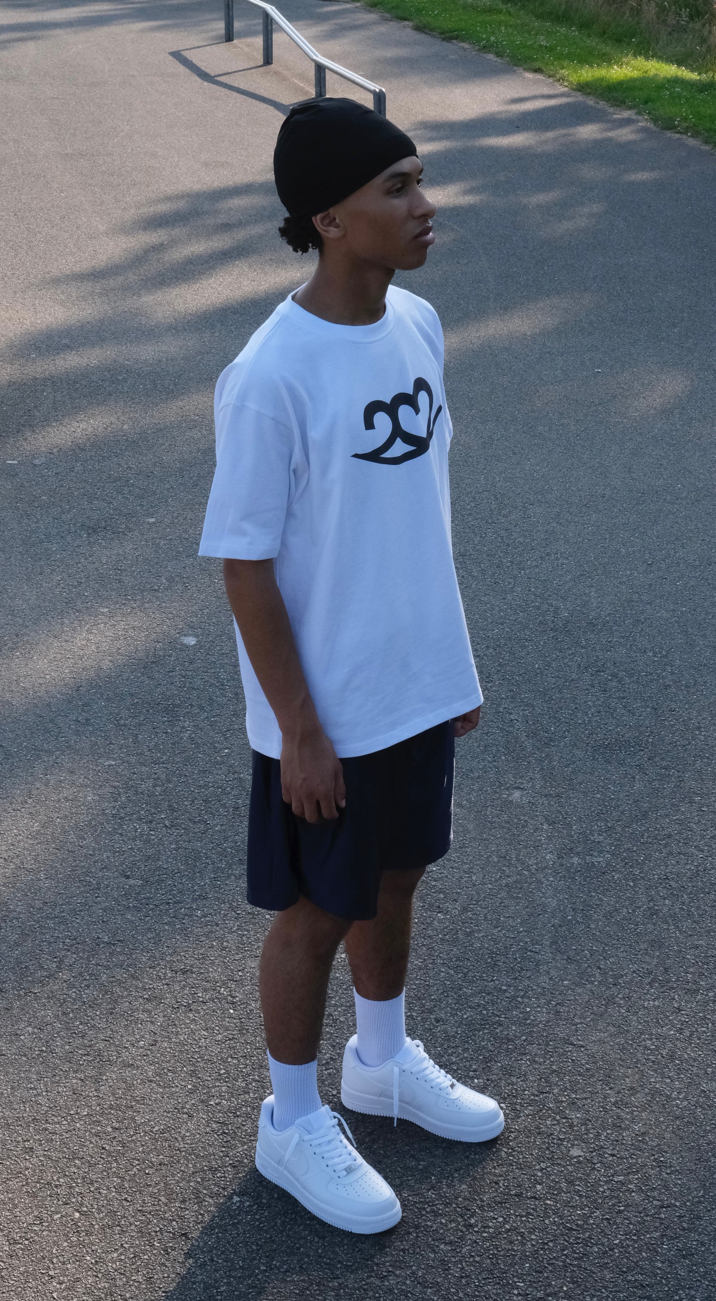 LOGO TEE